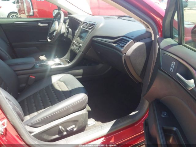 3FA6P0LU7JR163207 Ford Fusion Hybrid Se