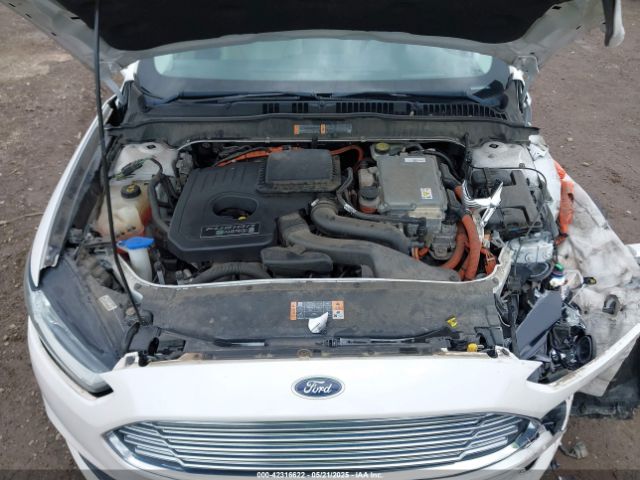 3FA6P0SU5GR287017 Ford Fusion Energi Titanium