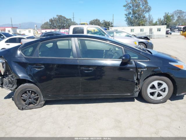 JTDKN3DU9E1771390 Toyota Prius Three