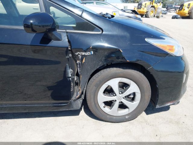 JTDKN3DU9E1771390 Toyota Prius Three