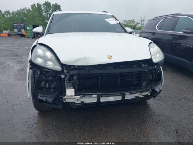 2019 PORSCHE CAYENNE WP1AB2AY2KDA64548 Photo 5