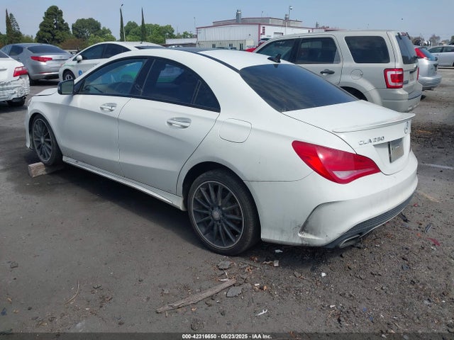 WDDSJ4EB7GN371988 Mercedes-Benz 2016