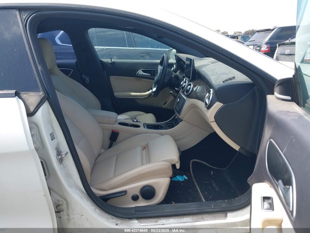 WDDSJ4EB7GN371988 Mercedes-Benz 2016