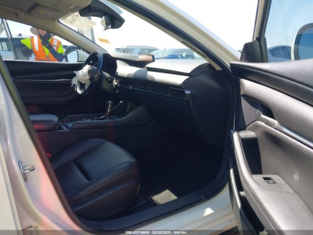 JM1BPABL3M1339109 Mazda py
