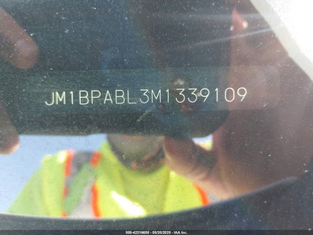JM1BPABL3M1339109 Mazda py