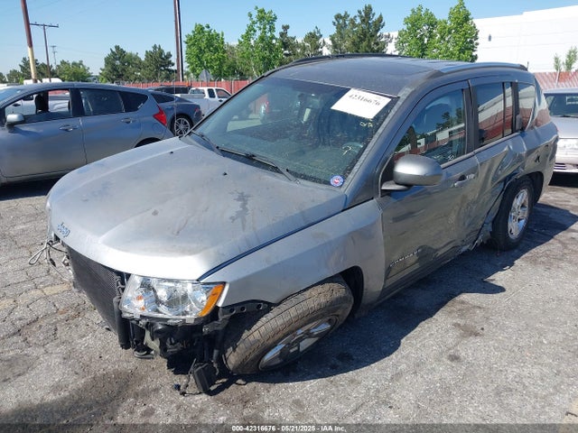 1C4NJCEAXED507882 Jeep Compass