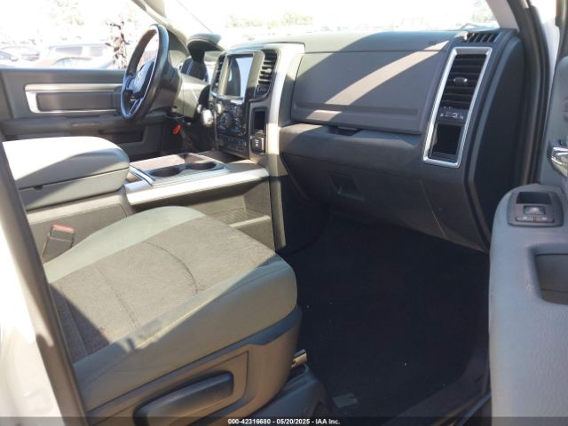 1C6RR6LM4FS607831 RAM 1500 Big Horn