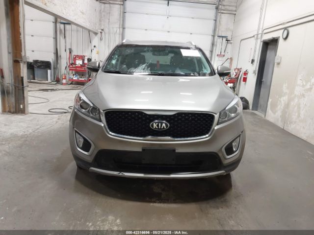 5XYPHDA50JG426193 KIA Sorento 3.3l Ex