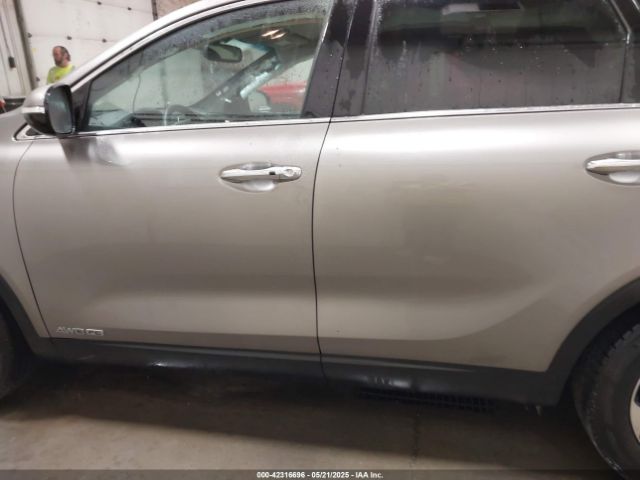 5XYPHDA50JG426193 KIA Sorento 3.3l Ex