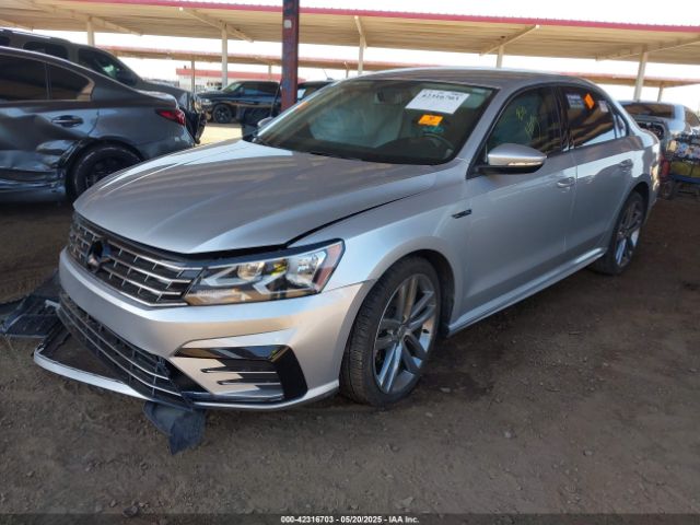1VWAA7A33JC019514 Volkswagen Passat 2.0t R-line/2.0t S