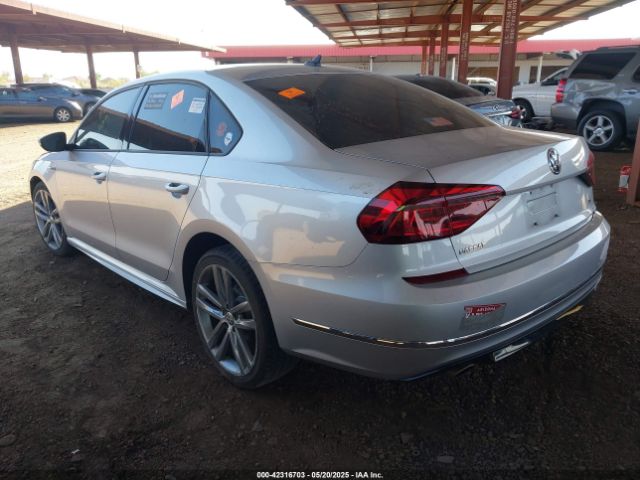 1VWAA7A33JC019514 Volkswagen Passat 2.0t R-line/2.0t S
