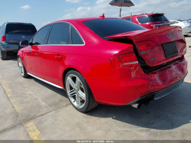 2012 AUDI S4 WAUBGAFL8CA076007 Photo 2