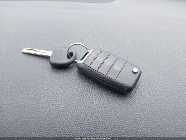 KNDJN2A24G7822156 KIA Soul