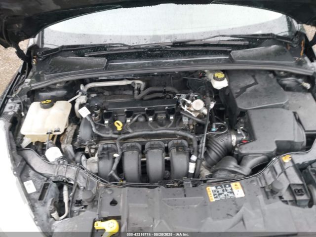 1FADP3F26HL276139 Ford FOCUS SE