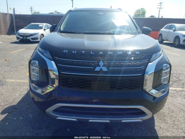 JA4J4VA81PZ013348 Mitsubishi Outlander