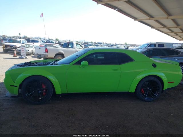 2C3CDZDJ4FH878046 Dodge Challenger Srt 392