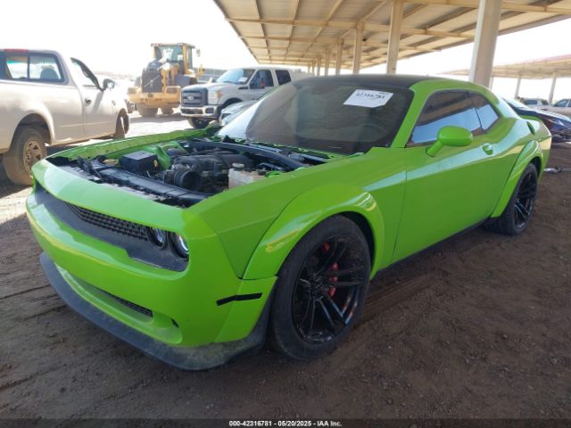 2C3CDZDJ4FH878046 Dodge Challenger Srt 392