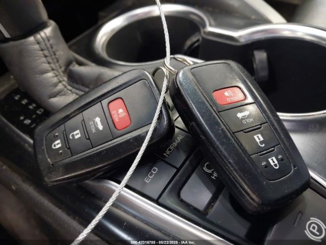 4T1B61HKXJU002136 Toyota CAMRY XSE