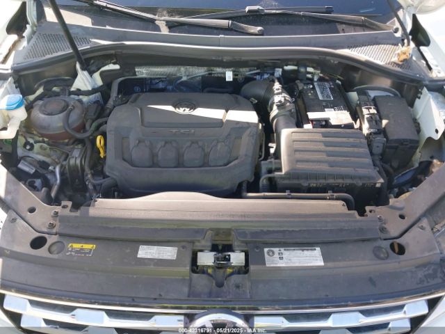 3VV3B7AX8LM120160 Volkswagen Tiguan 2.0t Se/2.0t Se R-line Black/2.0t Sel