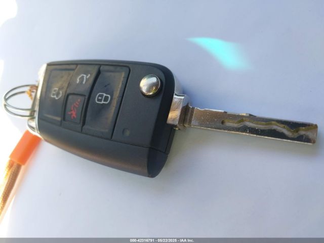 3VV3B7AX8LM120160 Volkswagen Tiguan 2.0t Se/2.0t Se R-line Black/2.0t Sel