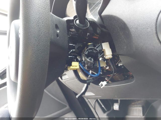 5XYPG4A38JG398600 KIA Sorento 2.4l Lx