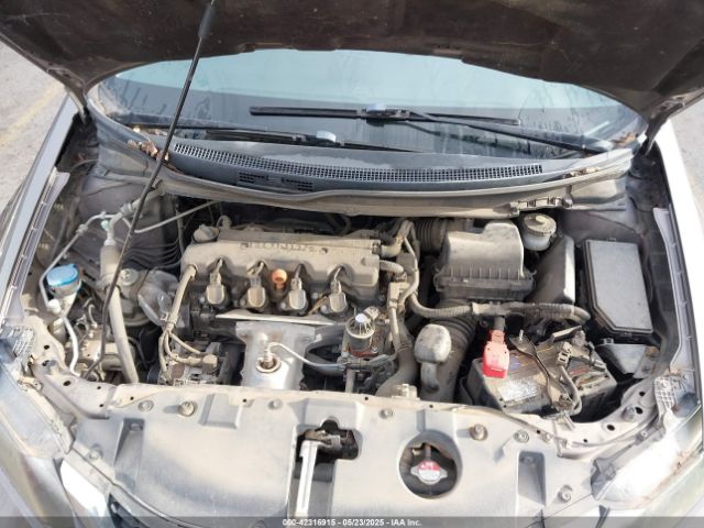 19XFB2F52EE032515 Honda Civic Lx