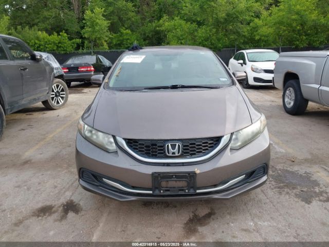 19XFB2F52EE032515 Honda Civic Lx