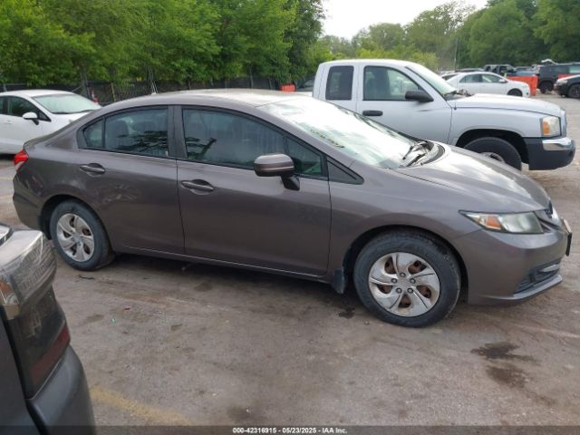 19XFB2F52EE032515 Honda Civic Lx