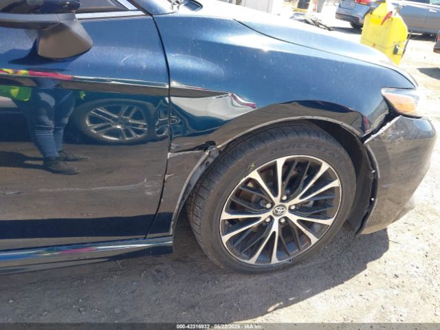 4T1B11HK3JU570694 Toyota CAMRY SE