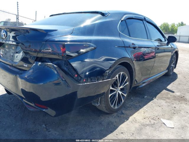 4T1B11HK3JU570694 Toyota CAMRY SE
