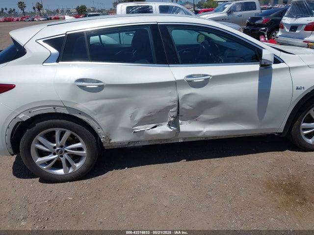 Infiniti m27020 2018 SJKCH5CP8JA042095 Image 6