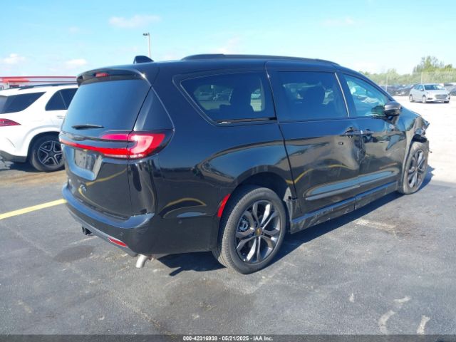 2024 CHRYSLER PACIFICA 2C4RC1BG6RR152382 Photo 3