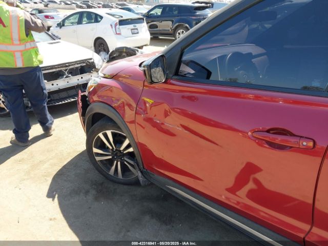 3N1CP5CU5KL499178 Nissan KICKS SR