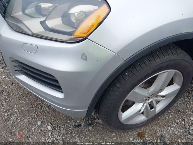 2011 VOLKSWAGEN TOUAREG WVGFF9BP0BD000384 Photo 5