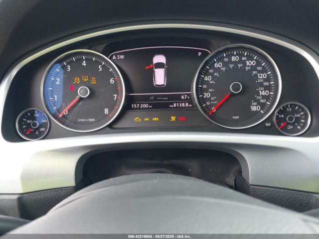2011 VOLKSWAGEN TOUAREG WVGFF9BP0BD000384 Photo 6