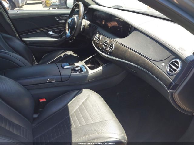 2019 MERCEDES-BENZ S 560 WDDUG8DB6KA480426 Photo 4