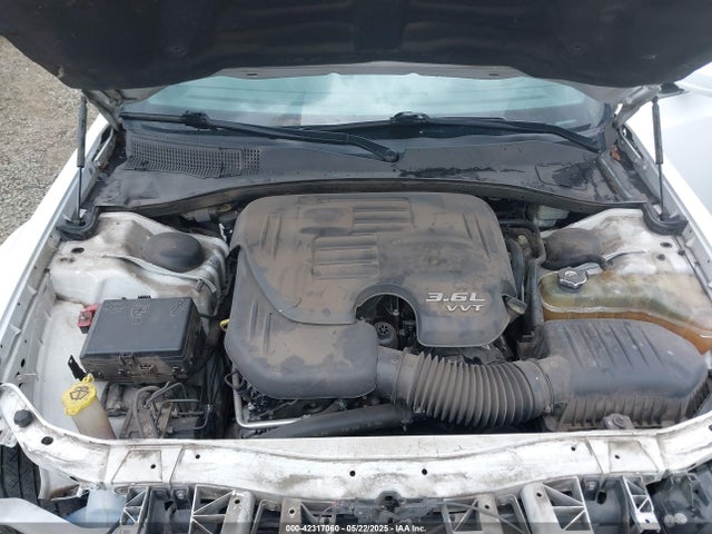Chrysler 2014 2014 2C3CCARGXEH216732 Image 10