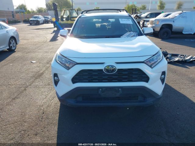 2T3W1RFV3KC002016 Toyota Rav4 Xle