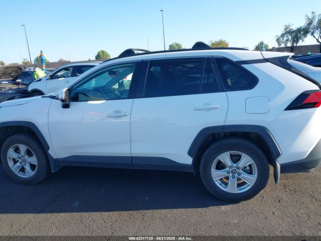 2T3W1RFV3KC002016 Toyota Rav4 Xle