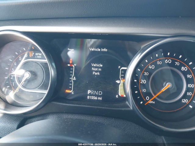 1C4HJXEG2JW308719 Jeep 2018