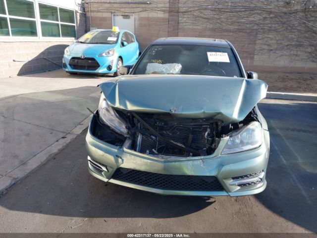 2013 MERCEDES-BENZ C 250 WDDGF4HB2DR257744 Photo 5