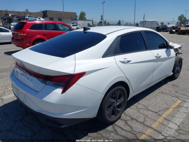 2021 HYUNDAI ELANTRA 5NPLM4AGXMH051177 Photo 3