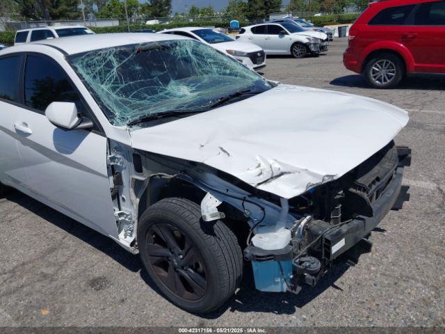 2021 HYUNDAI ELANTRA 5NPLM4AGXMH051177 Photo 5