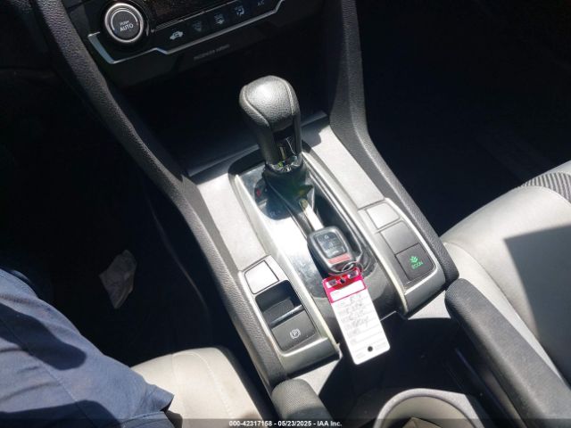 2018 HONDA CIVIC 2HGFC2F55JH578917 Photo 10