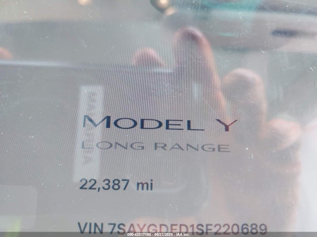 2025 TESLA MODEL Y 7SAYGDED1SF220689 Photo 6