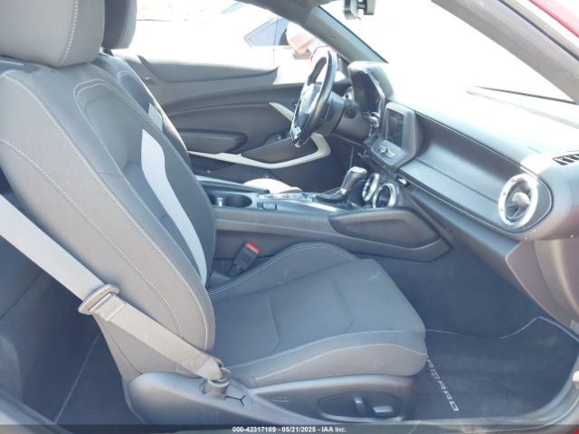 2019 CHEVROLET CAMARO 1G1FB1RS0K0113439 Photo 4