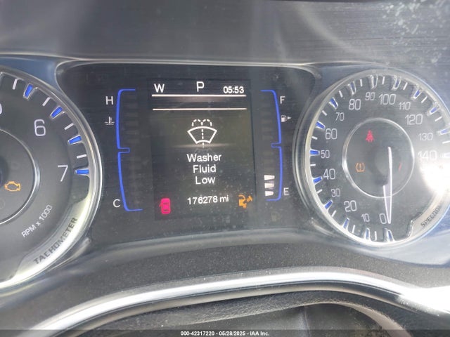 1C3CCCAB3FN688212 Chrysler 200 Limited