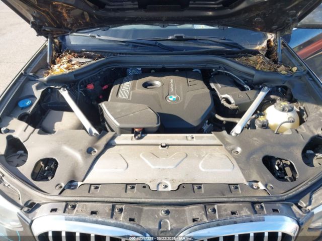 2018 BMW X3 5UXTR9C57JLD72211 Photo 9