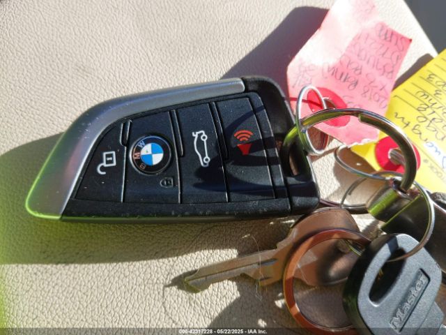 2018 BMW X3 5UXTR9C57JLD72211 Photo 10
