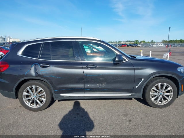 5UXTR9C57JLD72211 BMW 2018